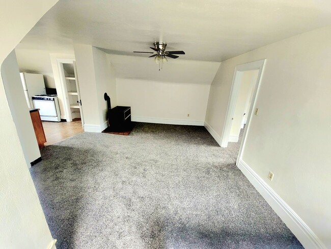44 Kendall Ave in Pittsburgh, PA - Building Photo - Building Photo