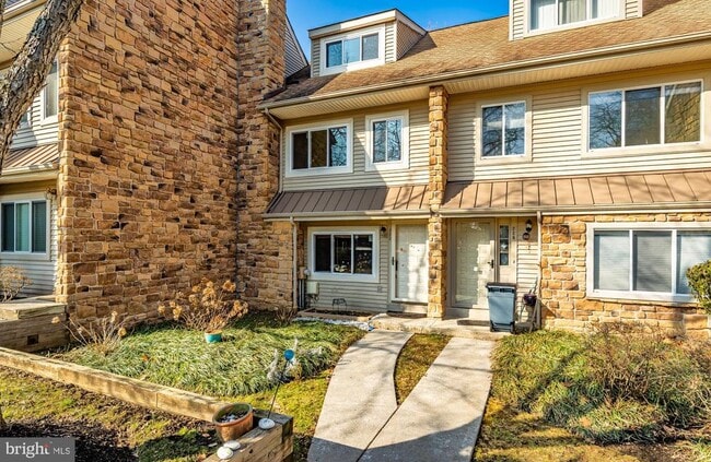 227 Carriage Ct in Chesterbrook, PA - Building Photo - Building Photo