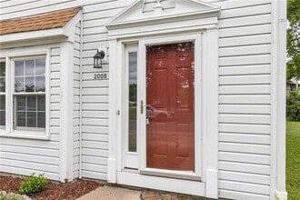 2008 Fawnwood Common in Chesapeake, VA - Building Photo - Building Photo
