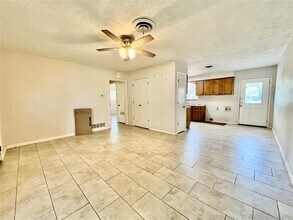 2620 Denison St in Denton, TX - Building Photo - Building Photo