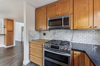 1040 N Capitol Ave in San Jose, CA - Building Photo - Building Photo