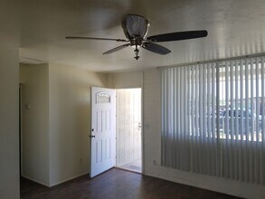 1104 E Yucca St in Casa Grande, AZ - Foto de edificio - Building Photo