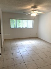 8520 SW 133rd Avenue Rd in Miami, FL - Building Photo - Building Photo