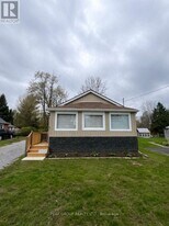 2921 Portage Rd in Niagara Falls, ON - Building Photo