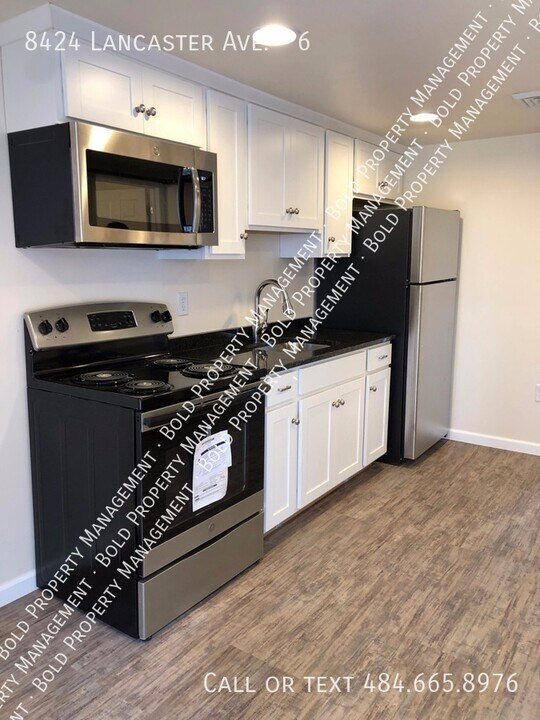 8424 Lancaster Ave in Bethel, PA - Building Photo