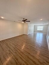 2484 Feathersound Wy in Lexington, KY - Foto de edificio - Building Photo