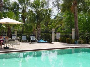 15196 Parkside, in Ft. Myers, FL - Building Photo - Building Photo