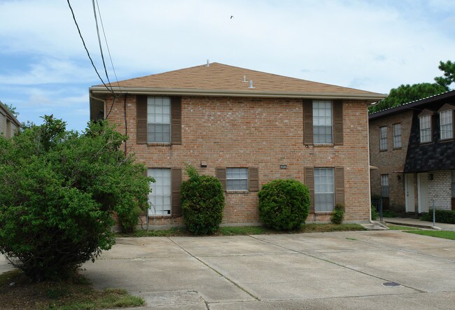 2805 Houma Blvd in Metairie, LA - Building Photo - Building Photo