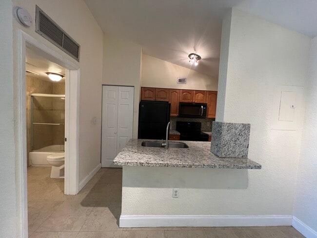 property at 2803 N Oakland Forest Dr