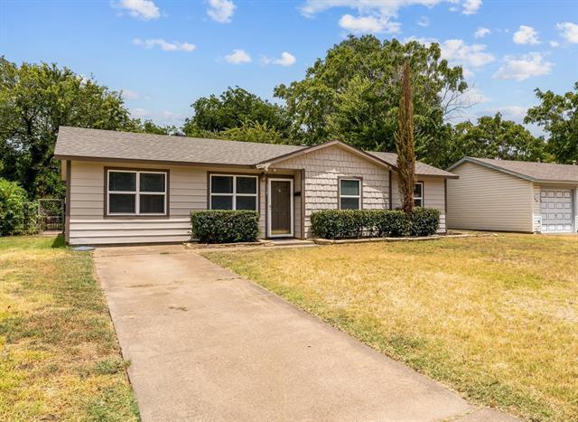 116 Denton Dr in Euless, TX - Building Photo - Building Photo