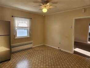 203 Sweet Ave in Pawtucket, RI - Building Photo - Building Photo