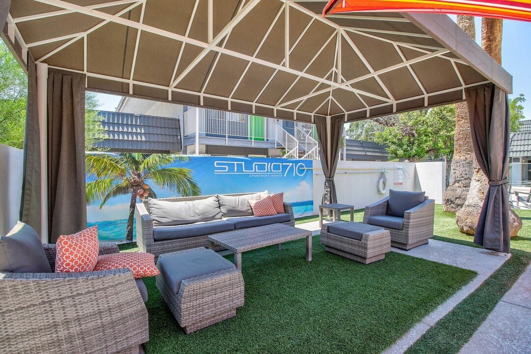 Studio 710 Apartments in Tempe, AZ - Foto de edificio
