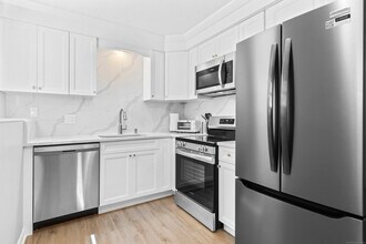 6 Summit Dr in Wallingford, CT - Building Photo - Building Photo