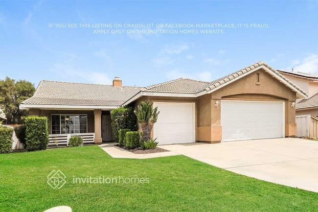 15128 Versailles St in Lake Elsinore, CA - Building Photo - Building Photo