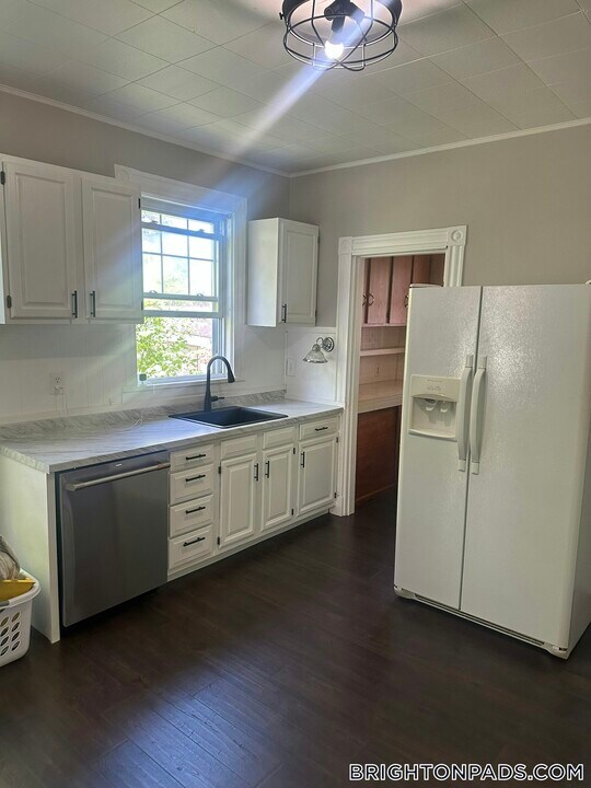 46 Cushman St in Watertown, MA - Building Photo