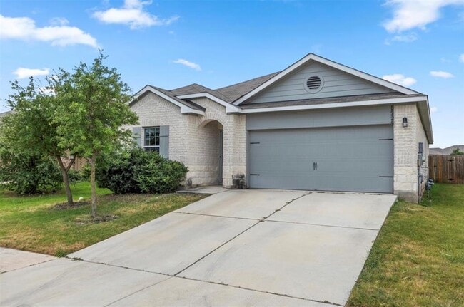18426 Stevie Ray Dr in Round Rock, TX - Building Photo - Building Photo