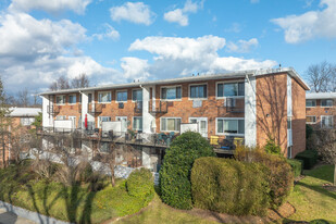 Carlton Bay Condominiums Apartments