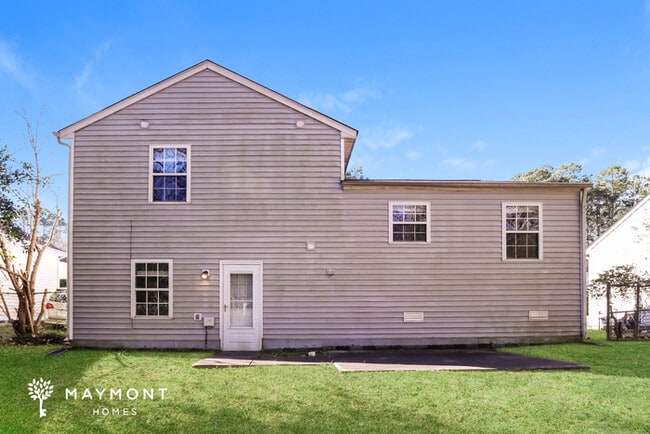 2717 Midway Park Ct in Raleigh, NC - Foto de edificio - Building Photo