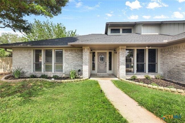 116 Newport Dr in Victoria, TX - Building Photo - Building Photo