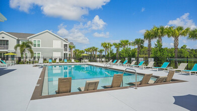 Springs at Coral Shores in Cape Coral, FL - Foto de edificio - Building Photo