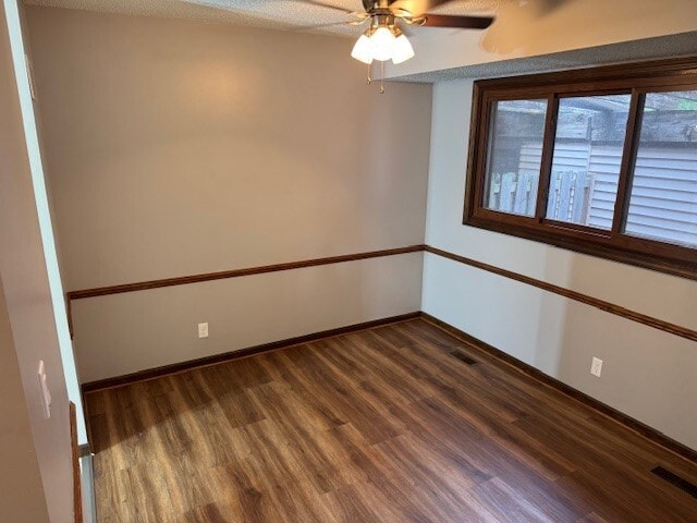 2215 Southwood Pl in Lincoln, NE - Foto de edificio - Building Photo