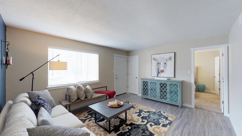 Charleston Apartments in Norman, OK - Building Photo