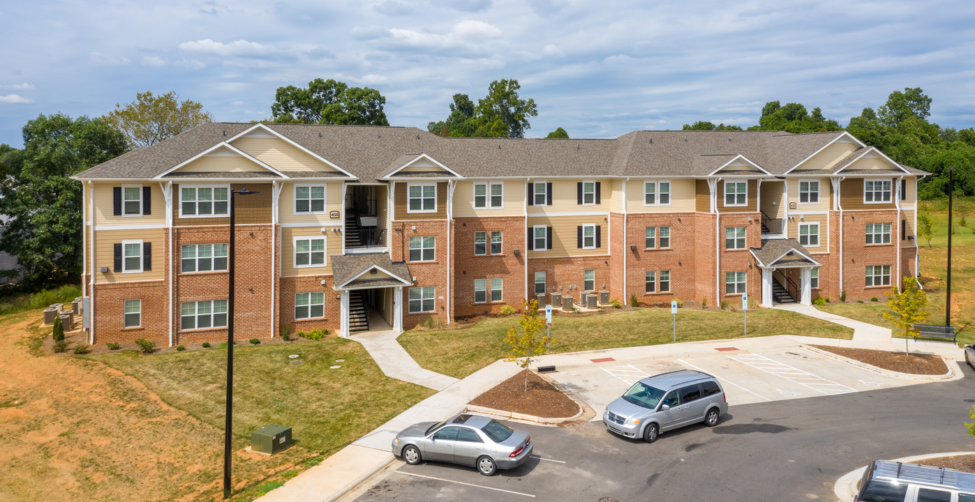 Gold Hill Apartments in Salisbury, NC - Building Photo