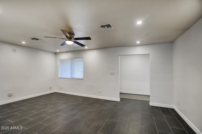 1881 E Concorda Dr in Tempe, AZ - Building Photo - Building Photo