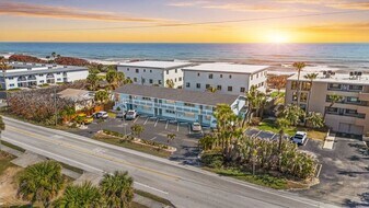 1011 S Miramar Ave in Indialantic, FL - Building Photo