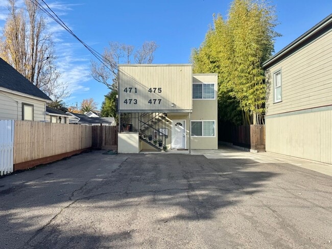 property at 473-473 Cross St