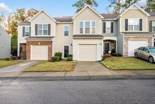 8341 Hollister Hills Dr in Raleigh, NC - Building Photo