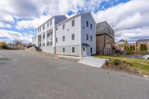 237 Main St, Unit 2nd Floor A in Hackettstown, NJ - Building Photo