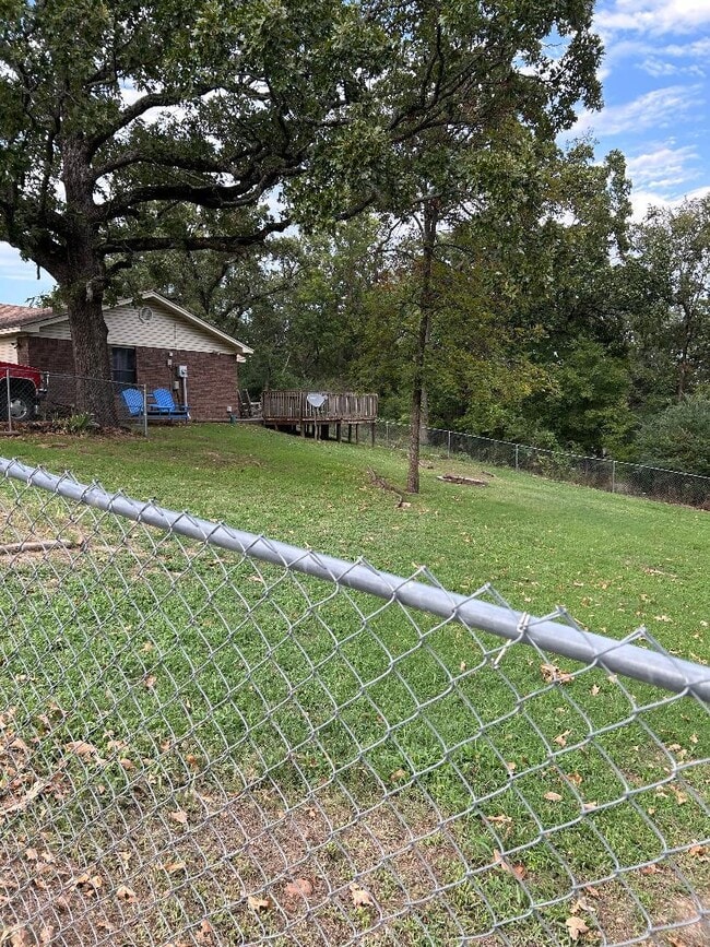 614 Highland Ave in Van Buren, AR - Building Photo - Building Photo