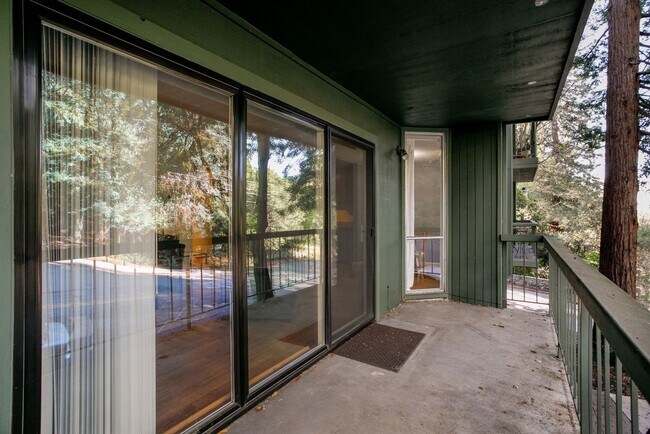 property at 2700 Le Conte Ave