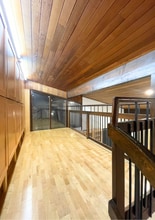 12515 SE 74th St in Newcastle, WA - Foto de edificio - Building Photo