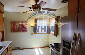 7126 W Tallmadge Pl in Milwaukee, WI - Building Photo - Building Photo