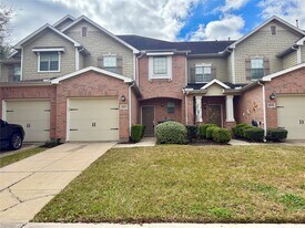 13107 Lawsons Creek Ln in Houston, TX - Building Photo