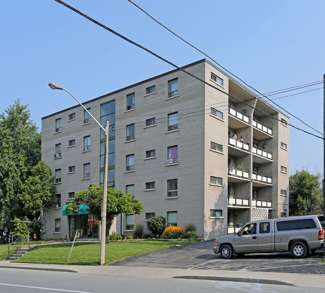 174 Herkimer St
