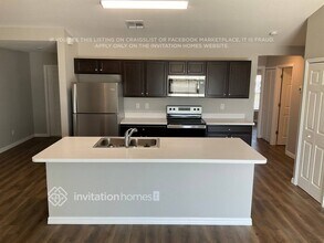643 NE 7th Ave in Cape Coral, FL - Building Photo - Building Photo