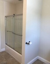 237 Closter Dock Rd in Closter, NJ - Building Photo - Building Photo