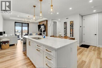 1855 Wyoming Ave in Lasalle, ON - Building Photo - Building Photo