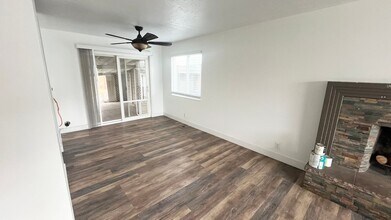 3407 S 8525 W-Unit -3407 S 8525 W Unit A in Magna, UT - Foto de edificio - Building Photo