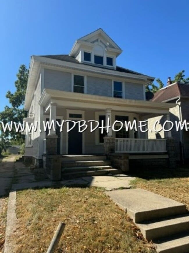 property at 237 W Leith St