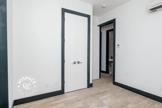 923 Broadway, Unit Pent in Brooklyn, NY - Building Photo - Building Photo