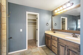 2504 NW 186th St in Edmond, OK - Building Photo - Building Photo