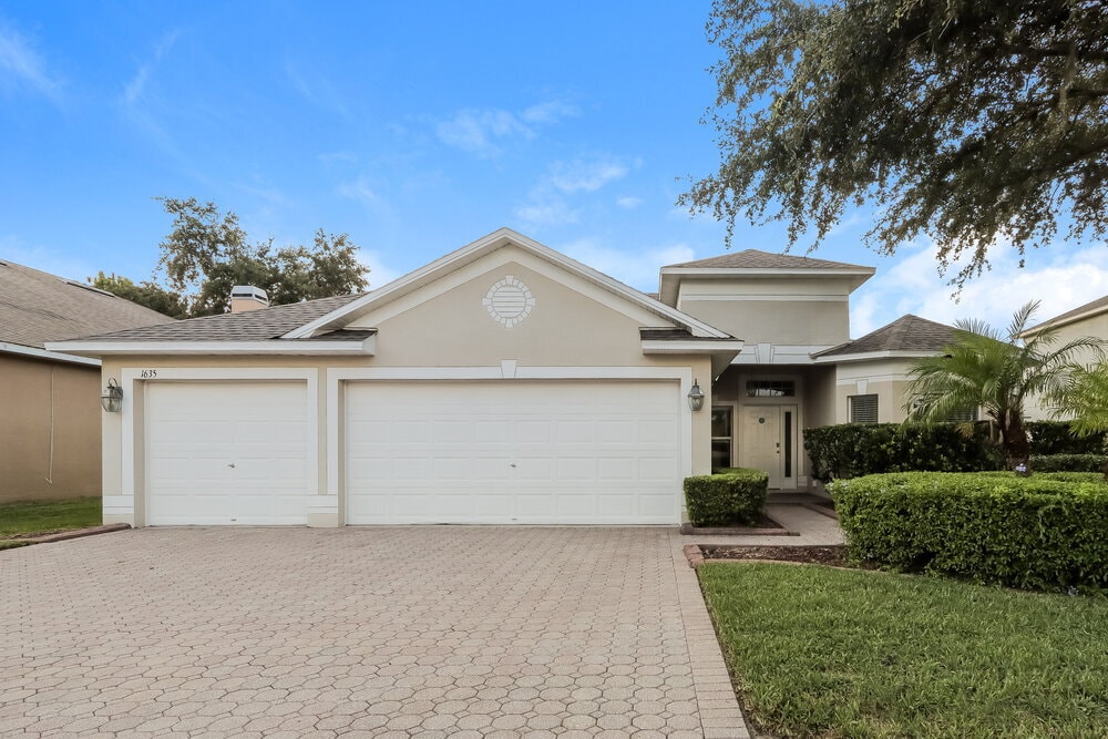 1635 Regal Mist Loop in Trinity, FL - Building Photo