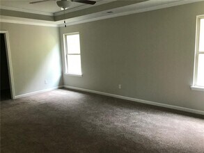 213 Creek View Pl in Canton, GA - Building Photo - Building Photo
