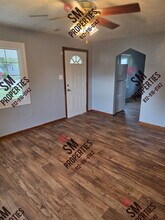 2239 Kathleen Ave in Evansville, IN - Foto de edificio - Building Photo