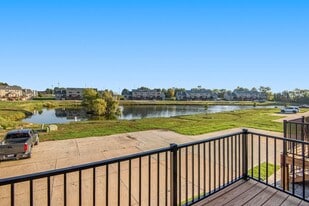 217 Stonebridge Ln in Smithville, MO - Building Photo