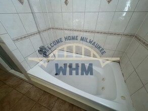 6578 N 73rd St in Milwaukee, WI - Building Photo - Building Photo